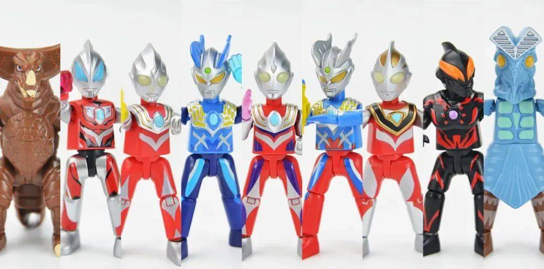 其他著名ip进行跨界合作,推出了一系列合作款积木人套装,包括与奥特曼