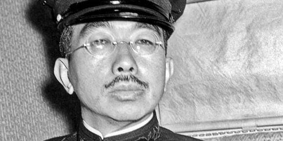 历史上只有一人敢问天皇你为何不切腹自杀谢罪天皇回答4个字