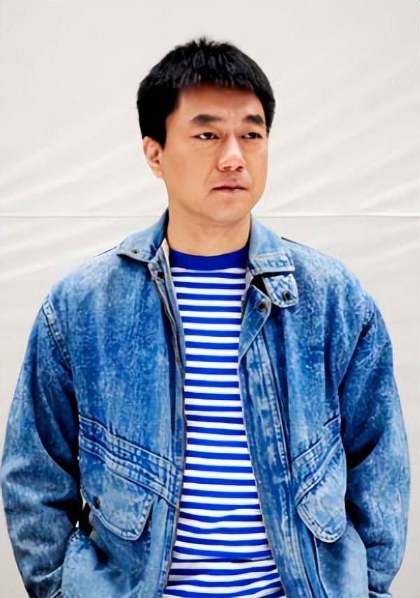 演员董永:离异后恐婚十年不娶,被哥嫂逼去相亲,47岁意外喜当爹