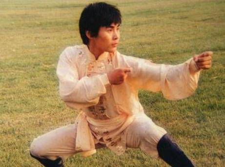 原创和李连杰齐名甄子丹是他徒弟霸屏80年代的赵长军现状如何