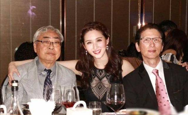 媒人竟是她_何傲儿_林建明_生活