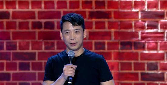 现如今,于小飞参加了一些综艺节目,虽他的名气却大不如前,但一切正在