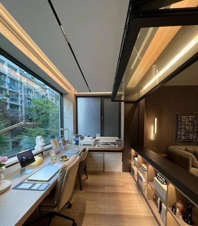 入住一年,我发现最不后悔的就是客厅改书房,真是越住越喜欢!_空间_功能_阳台