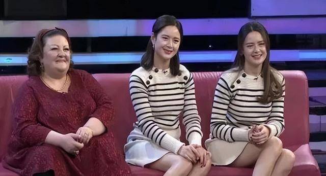 原创1996年欧洲姑娘嫁山东小伙养鸡致富培养双胞胎女儿北影毕业