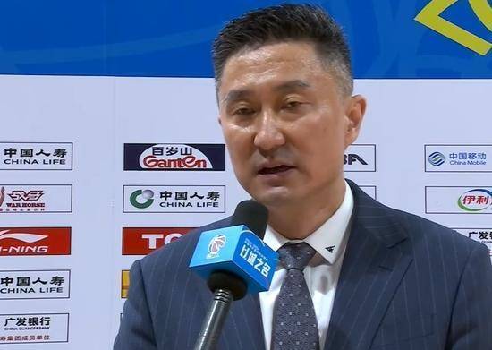 广东男篮拿下京粤大战杜指导出奇制胜但赛前言论有点搞笑