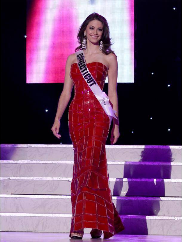 原创美亚裔医生娶选美皇后结婚5年后发现妻子暗地卖淫怎么回事