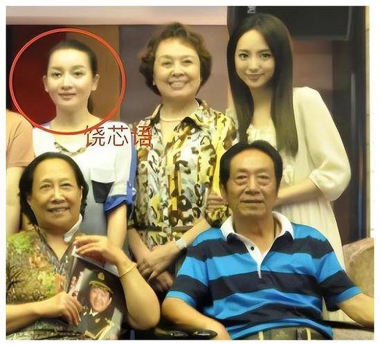 王奎荣现任老婆图片图片