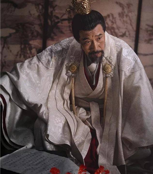 更巧的是,李雪健和张涵予还分别饰演过同一个经典的角色——宋江,在