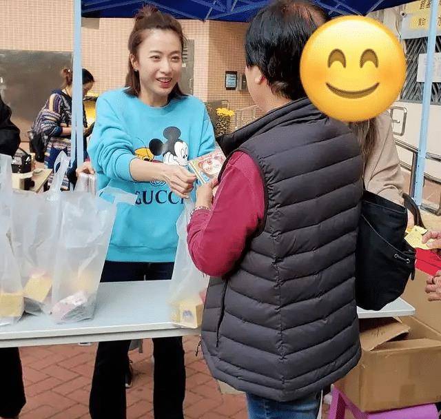 阔太甘比气质越来越好,一身黑色look配齐肩发,洋气又高级_效果_身高