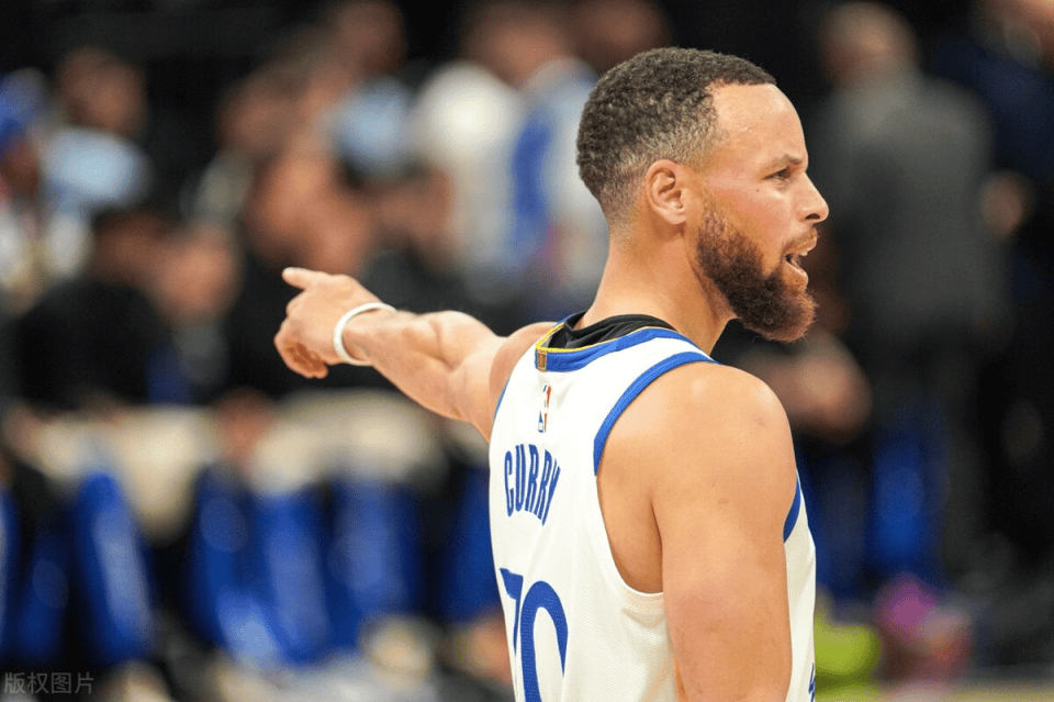 原创嘴哥爆发库里送晚安追梦被驱逐科尔称活该你怎么看