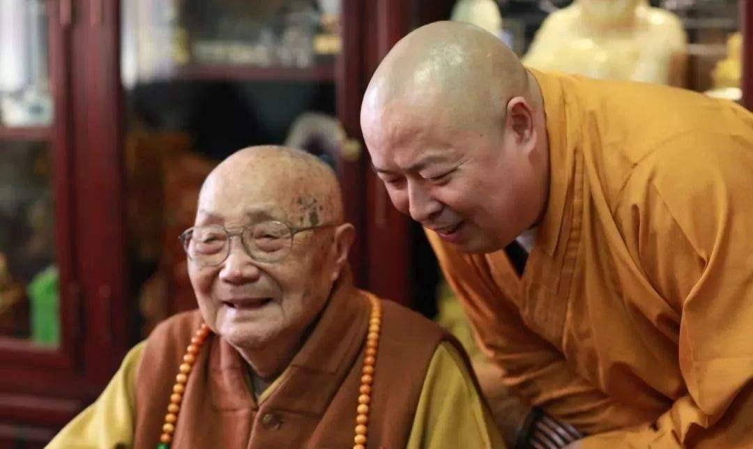 仁义法师佛教历史长河中首位也是唯一一位女比丘尼肉身活佛