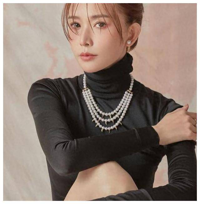 49岁的林志玲难得展露迷人大长腿,难忍指责日系穿搭_姐姐_网友_生活