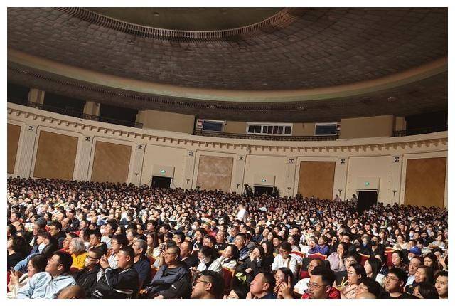 德云社北展专场结束张鹤伦上台前紧张郎鹤炎直呼像考试