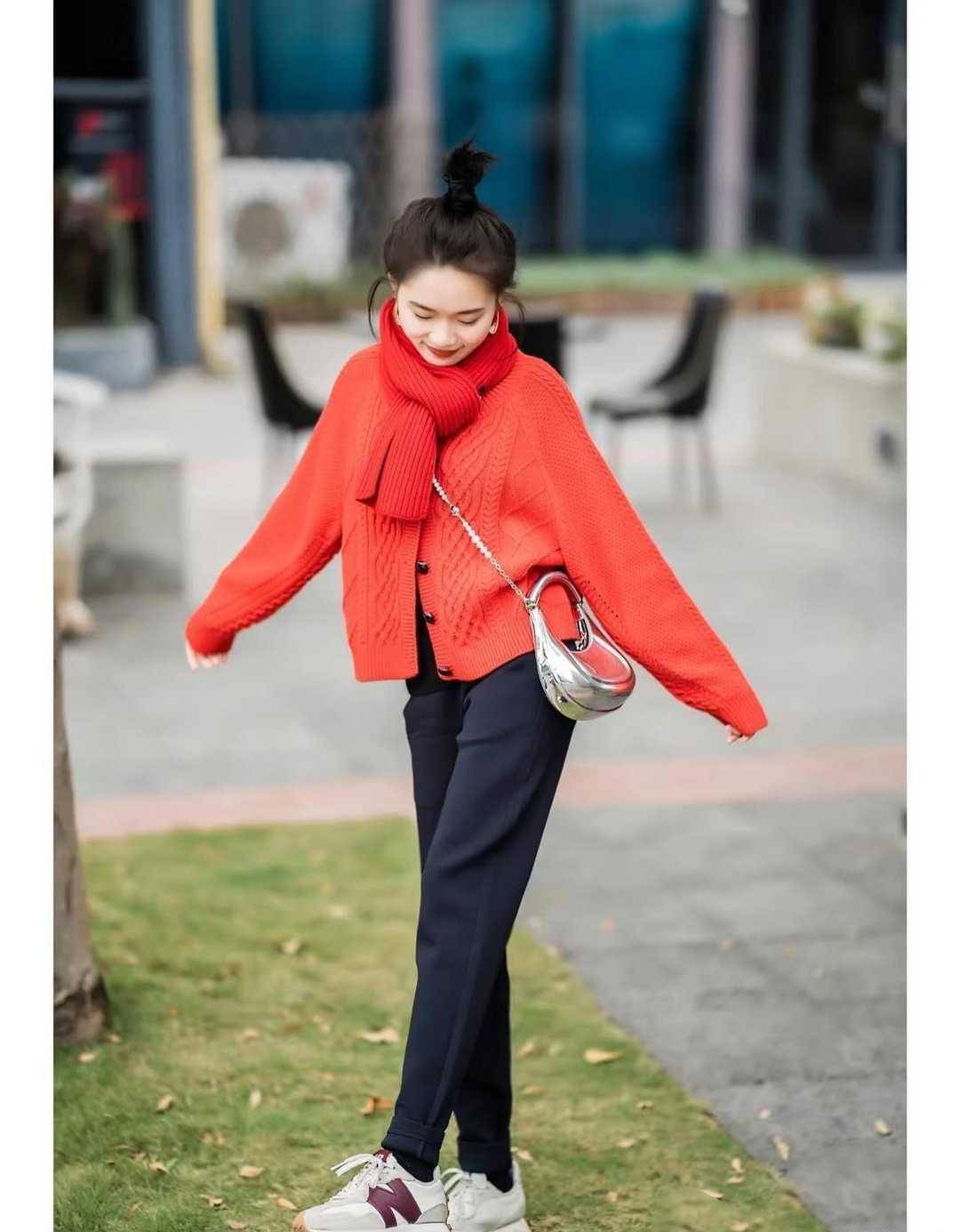 这才是新年该有的穿搭红红火火又洋气照穿美成了焦点