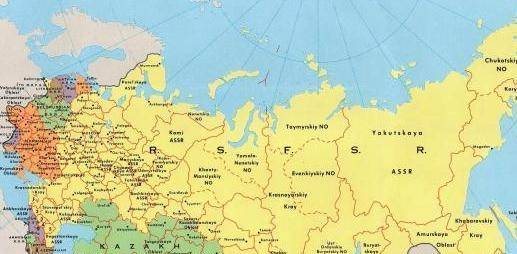俄罗斯最早是莫斯科公国,那时候,俄罗斯还在蒙古大汗们的铁骑下瑟瑟