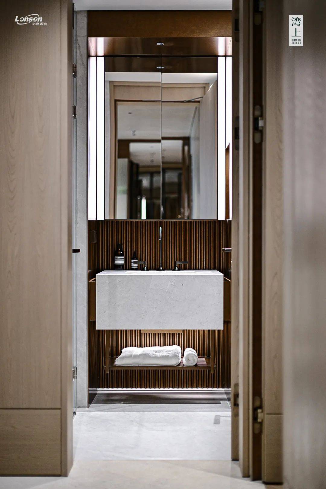 龙盛湾上上海静安龙盛湾上首页网站丨龙盛湾上欢迎您丨楼盘详情价格