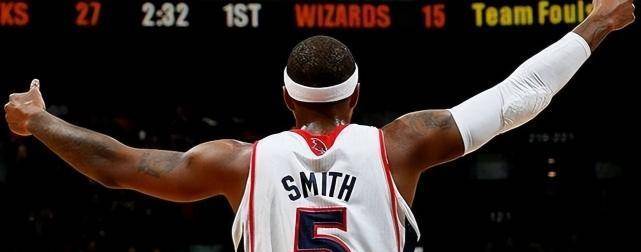 史密斯:究竟得罪了谁?正值巅峰却沦落到无球可打