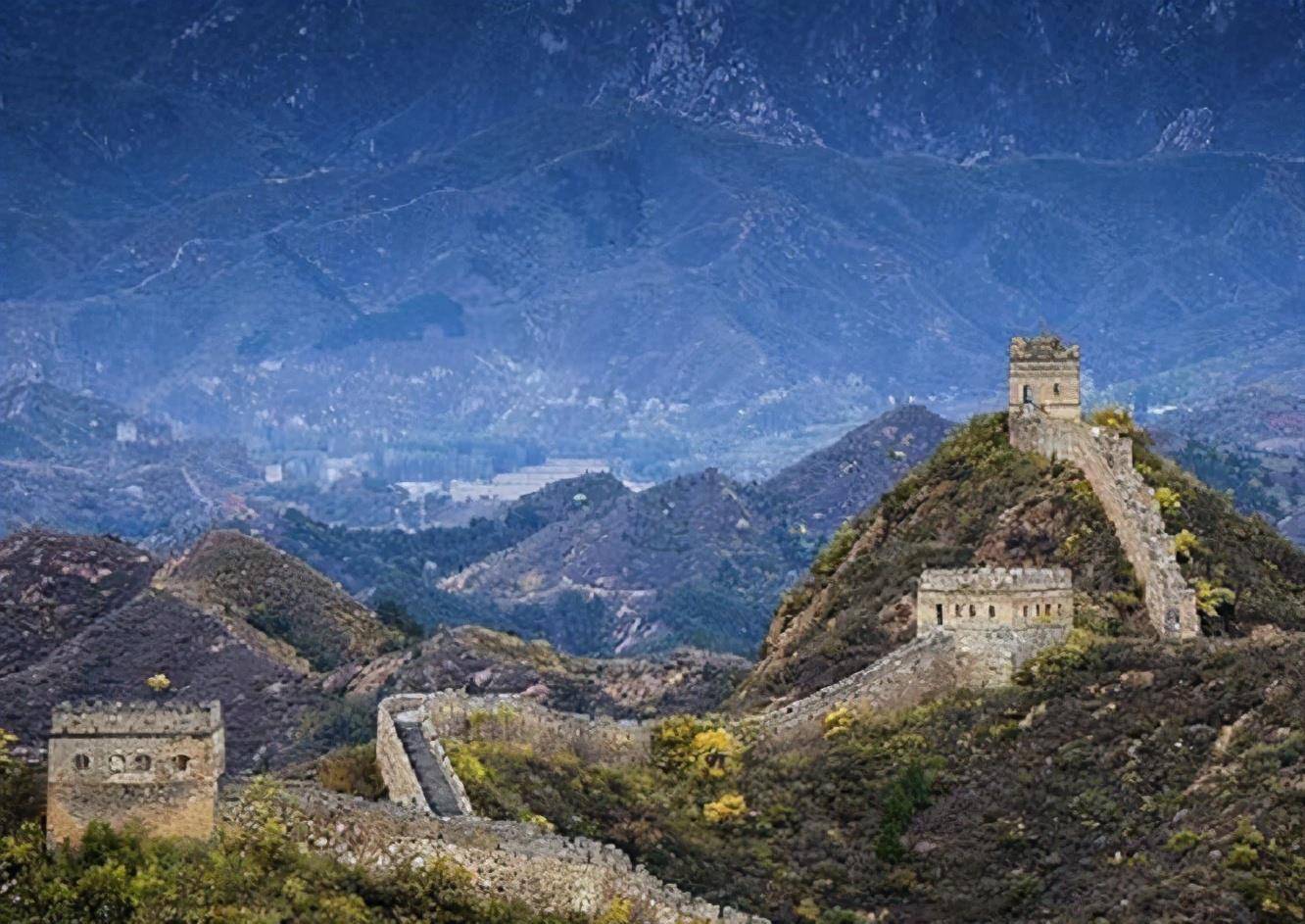 长城人们都会觉得是大工程,根据惊人的数据也会让人匪夷所思,以现在