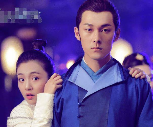 原创张雨剑认娃后28岁吴倩进组搞事业生图小肚子明显眼神也变了