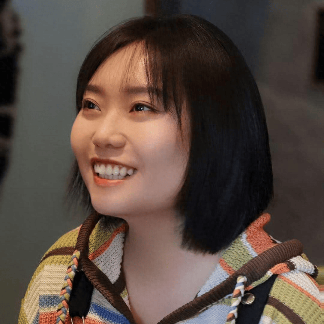 更没想到,3年后,吴亦凡成了法制咖,而李雪琴成了多档热门综艺的常驻