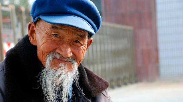 长寿奇人:熬死九个皇帝,活到120岁,皇帝听闻想要请他出山_王士_老人