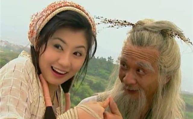 原创百晓生兵器谱排名真合理第二干掉第一后被一刀毙命李寻欢胜出