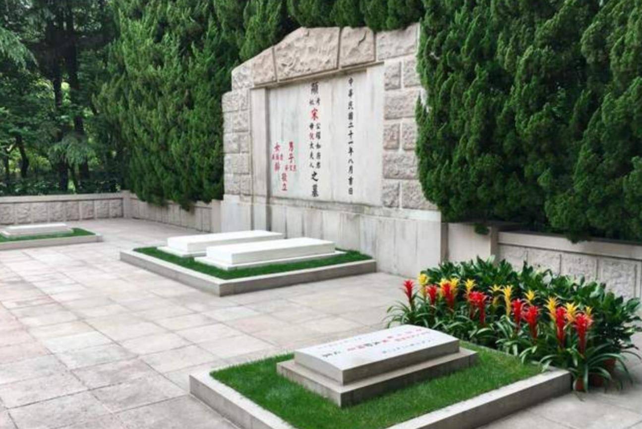 一男子求婚,带回家后,宋庆龄神色严肃:此人是特务_李燕娥_谭妈_蒋介石