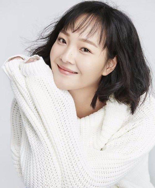 原创原创22岁出道今搭档任嘉伦演女二她能否复制舒畅走红轨迹