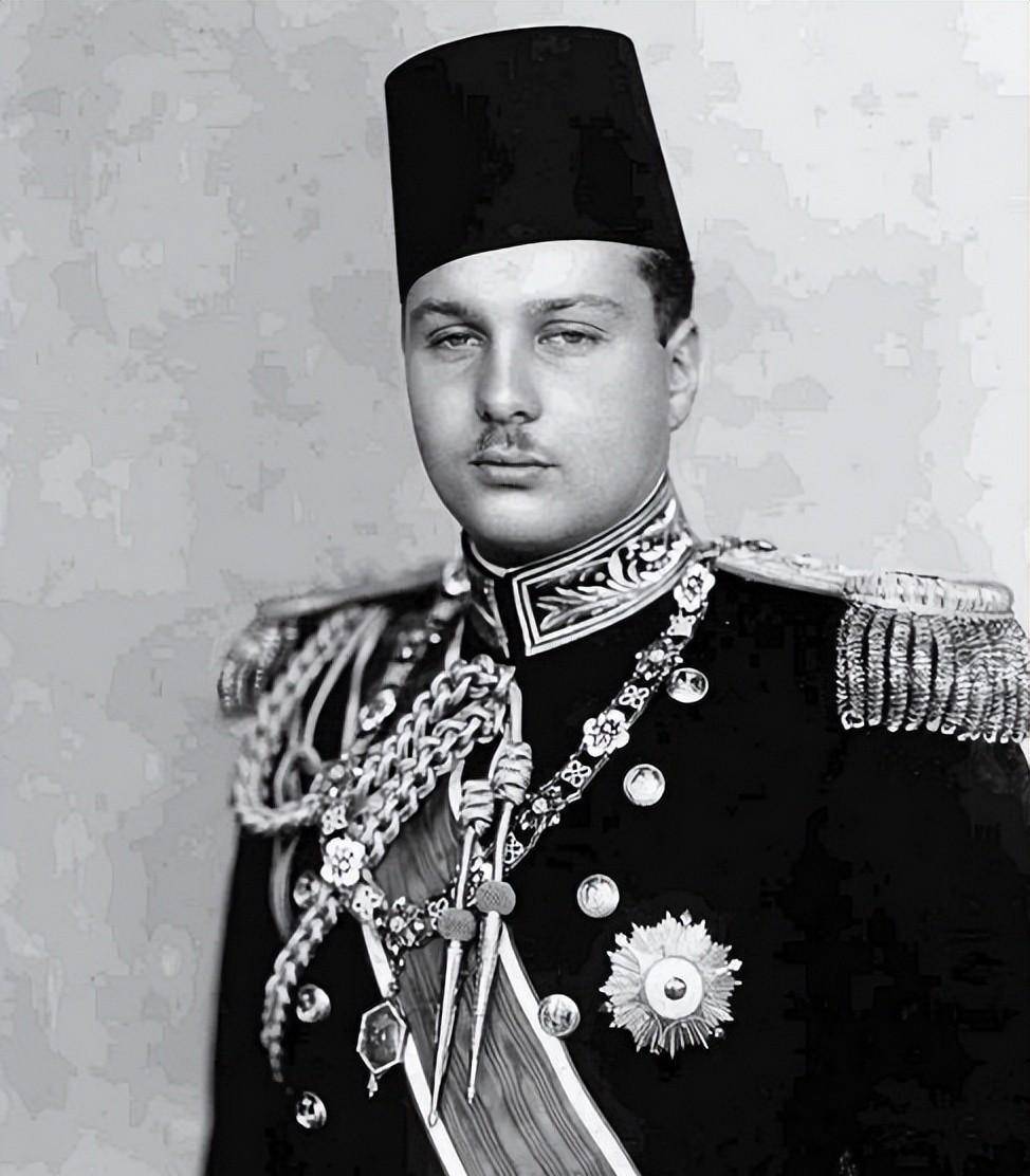 末代君王之埃及篇:一个喜欢偷窃的末代皇帝,连首相都不放过_法鲁克