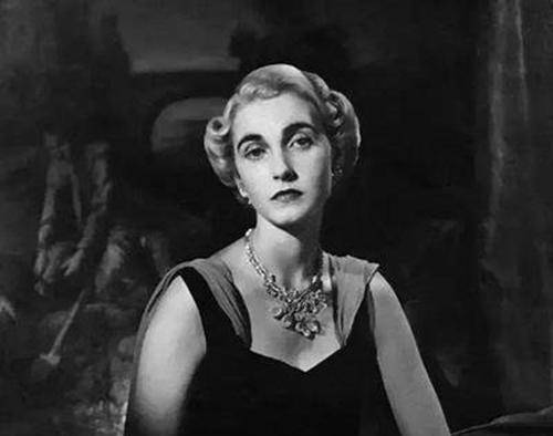 美国最败家名媛,18岁继承10亿遗产,挥霍一生,临终刚好把钱花完_芭芭拉