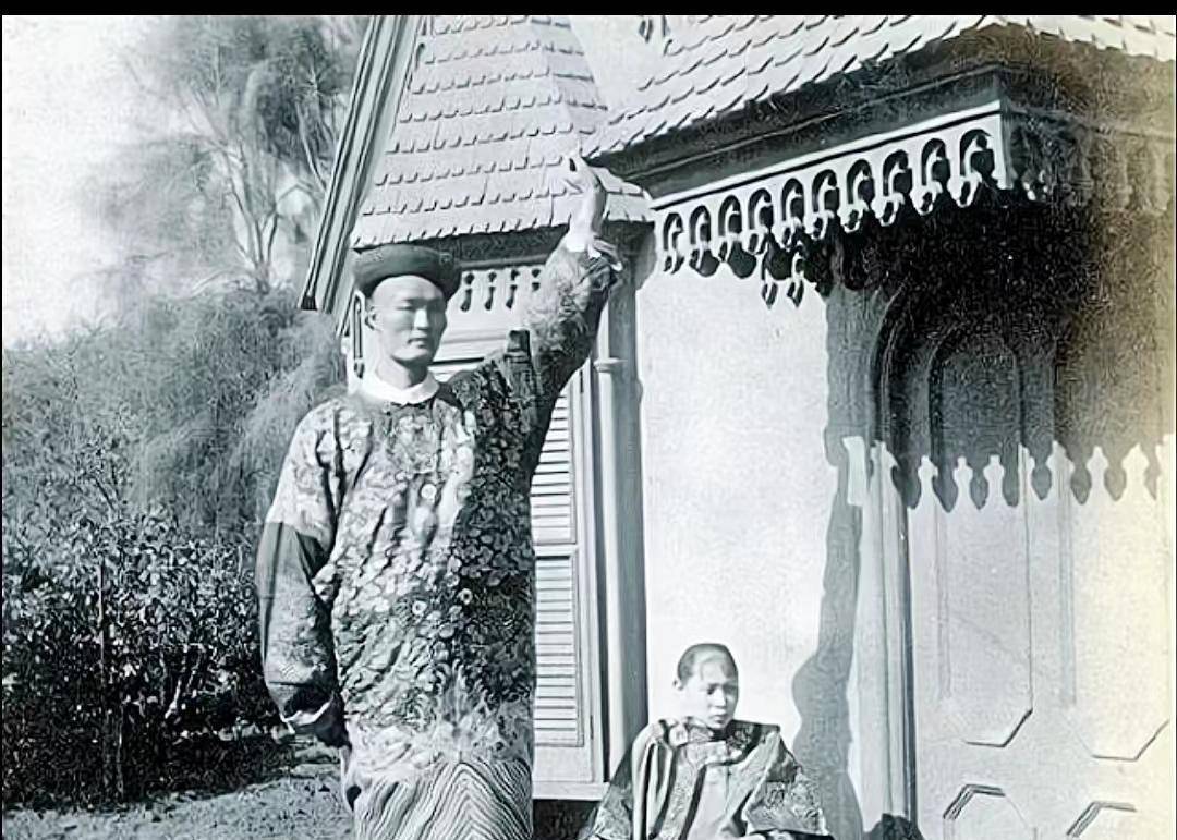 清朝巨人詹世钗身高319米娶英国妻子他们生的子女后来如何