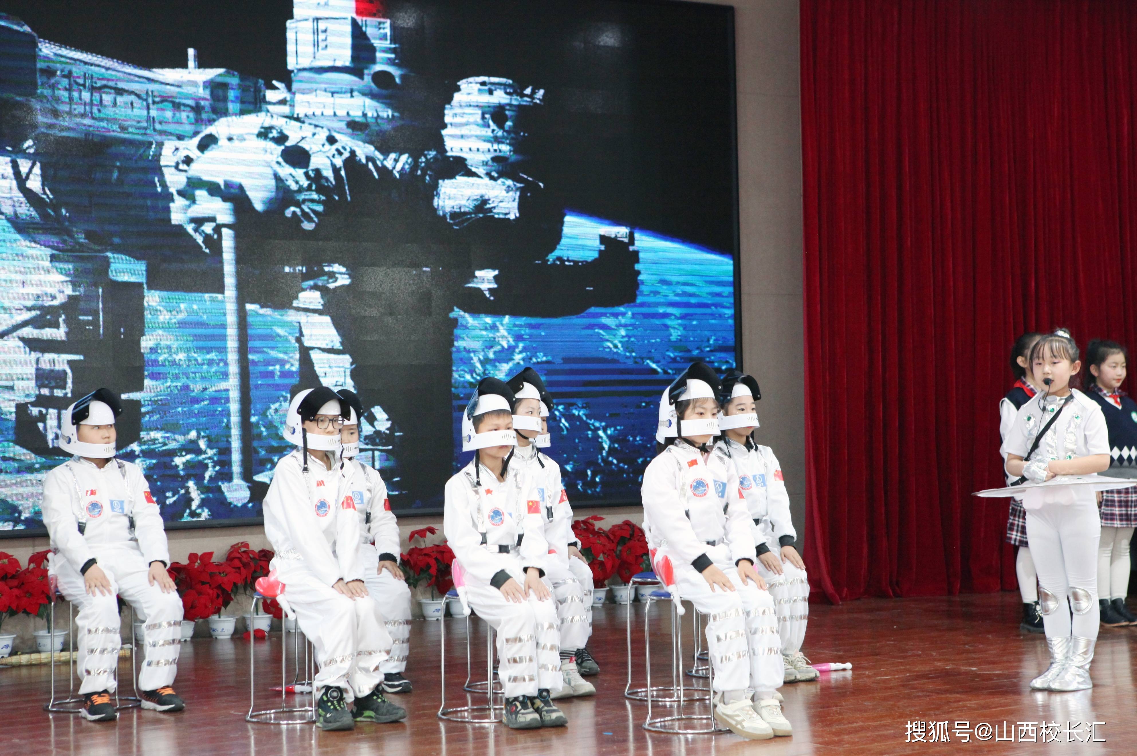 赛后,海边街小学校长郑咏梅强调,校园有了"文化",就有了深厚的文明