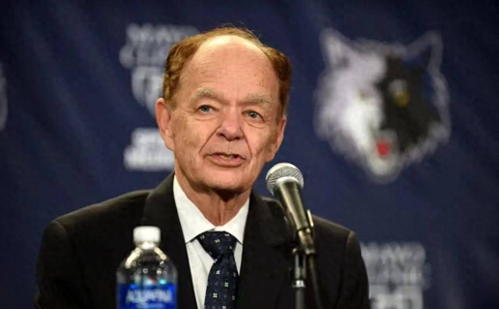 老板放弃售卖引股东不满,状元让4亿垃圾合同变宝_森林狼_泰勒_戈尔