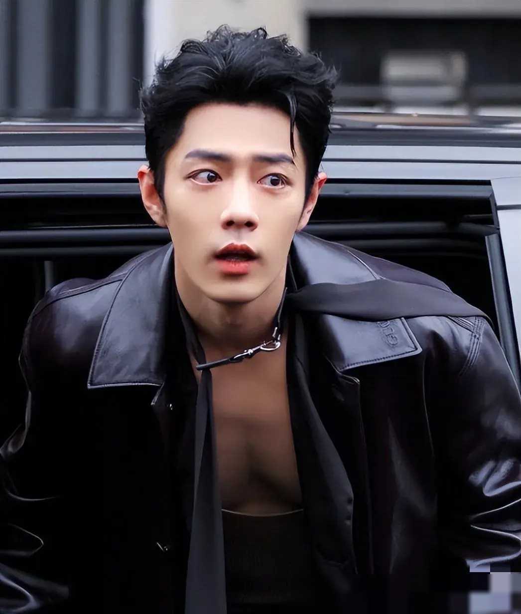 原创把32岁肖战跟26岁王一博放一起对比我才明白什么叫顶级骨