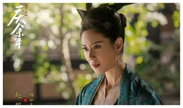 演完《如懿传》演《与凤行》,打酱油的她,看着眼熟却叫不出名字_赵柯