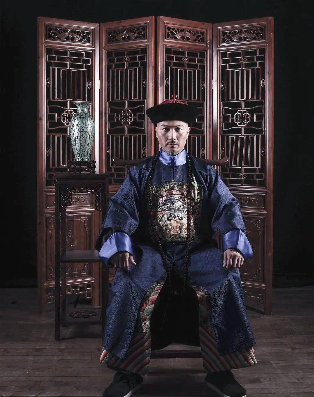 胡雪岩发迹后,生活有多奢侈?连皇帝也比不上他_中国象棋_古董_市场