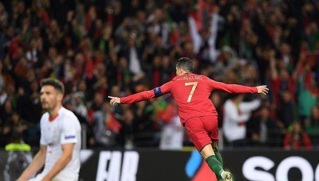 原创原创25米世界波1v2戴帽绝杀c罗3分钟打垮世界第8对手绝望坐地