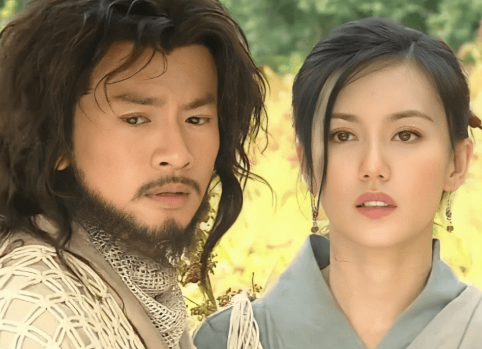 途中,张翠山和殷素素结为了夫妻,只因二人本就情愫暗生,如今又患难与