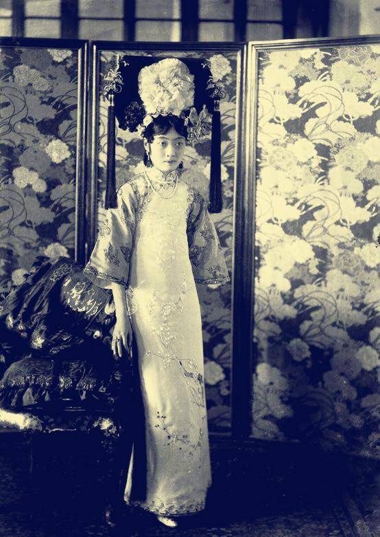 原创婉容唯一一次想戒鸦片是为什么事情溥仪的回应很奇怪