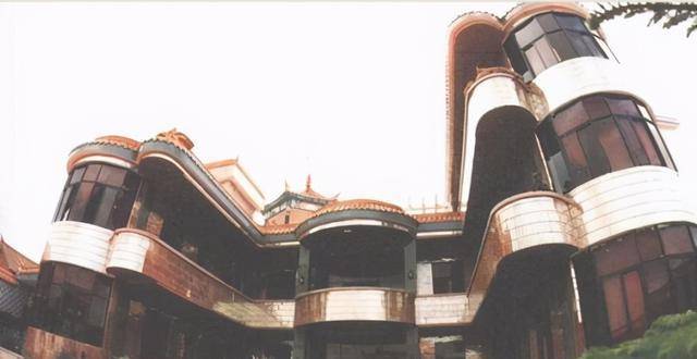 原创1992年平远街事件三千武警围剿毒贩缴获武器弹药够装备一个团