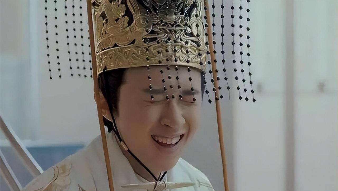 南朝皇帝15岁强娶姑姑,与亲姐姐同流合污,17岁被大内高手暗杀_刘子业