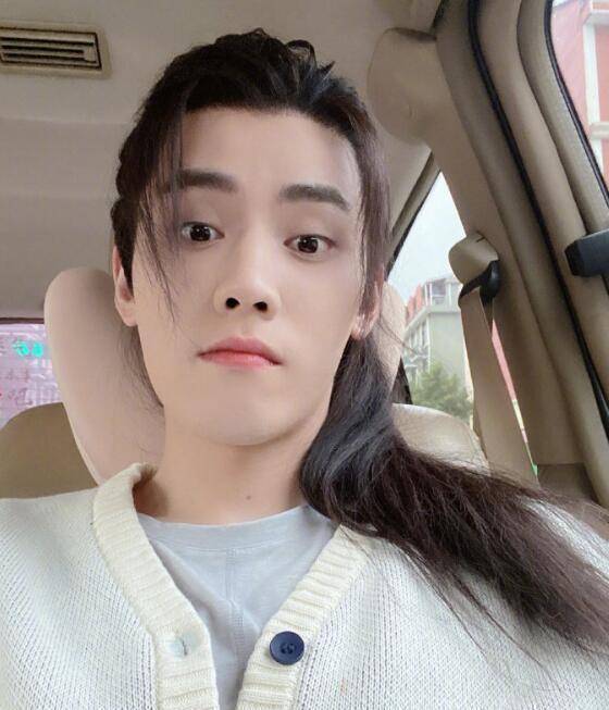 任豪回应与赵温柔恋情太文艺引用大海和月亮的故事被调侃能不能放过