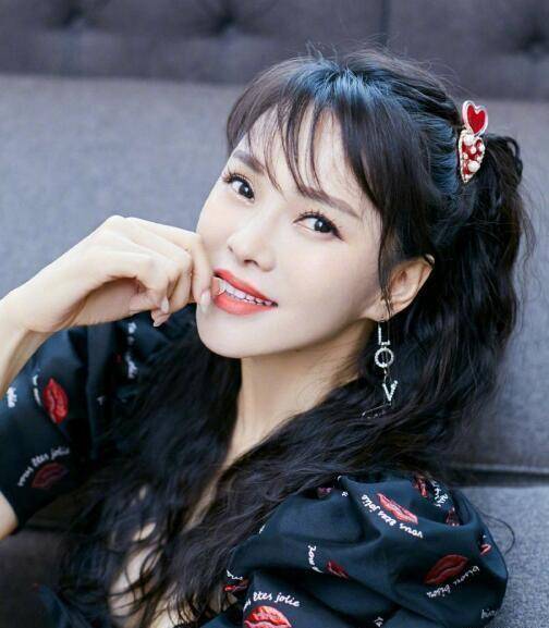 原创伊能静因回复粉丝拉踩宁静留言再惹争议把秦昊拉来的好感快败光了