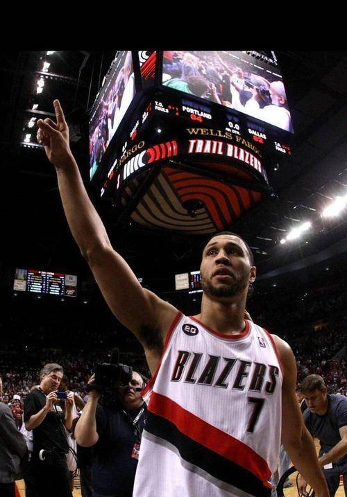 "如果我健康,我能统治联盟",盘点nba被伤病毁掉的5大天才球星_罗伊