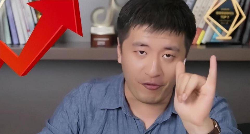 张雪峰传授社牛技巧:男孩吃不了什么亏,说句不好听的话,无非就是吐几