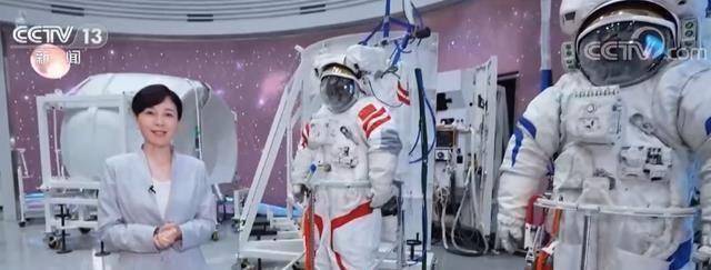 原创原创两总话天宫黄伟芬为航天员搭就通往太空的坚实天梯