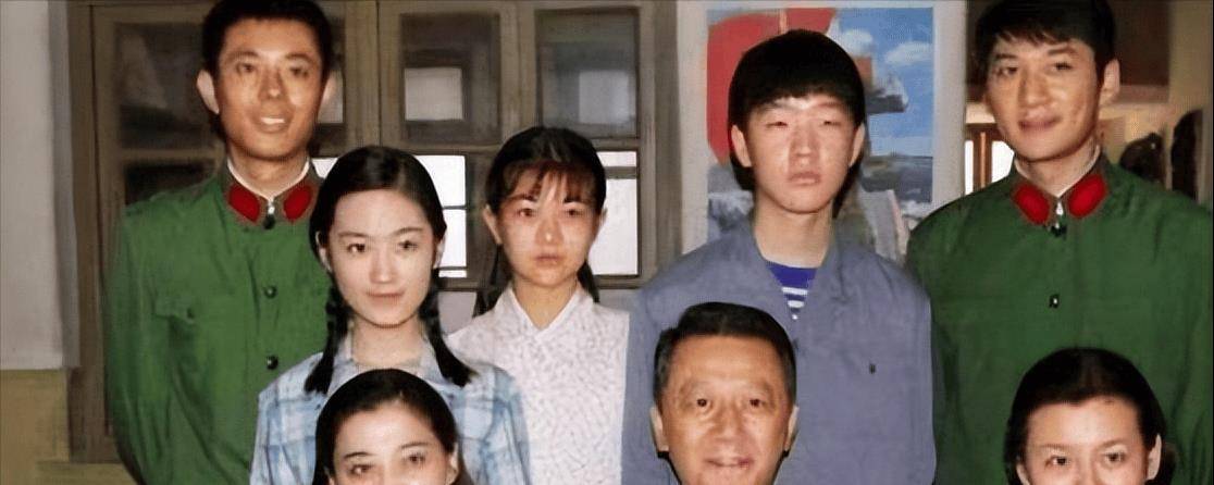 原创父母爱情都捧不红的女演员13岁考上戏如今却因整容无戏拍