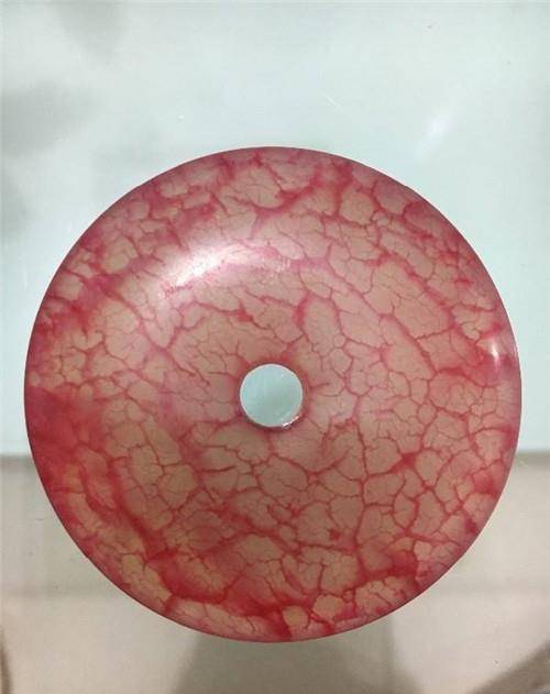 原创文物贩子将玉石塞入活羊体内只为打造天价血玉专家情况属实