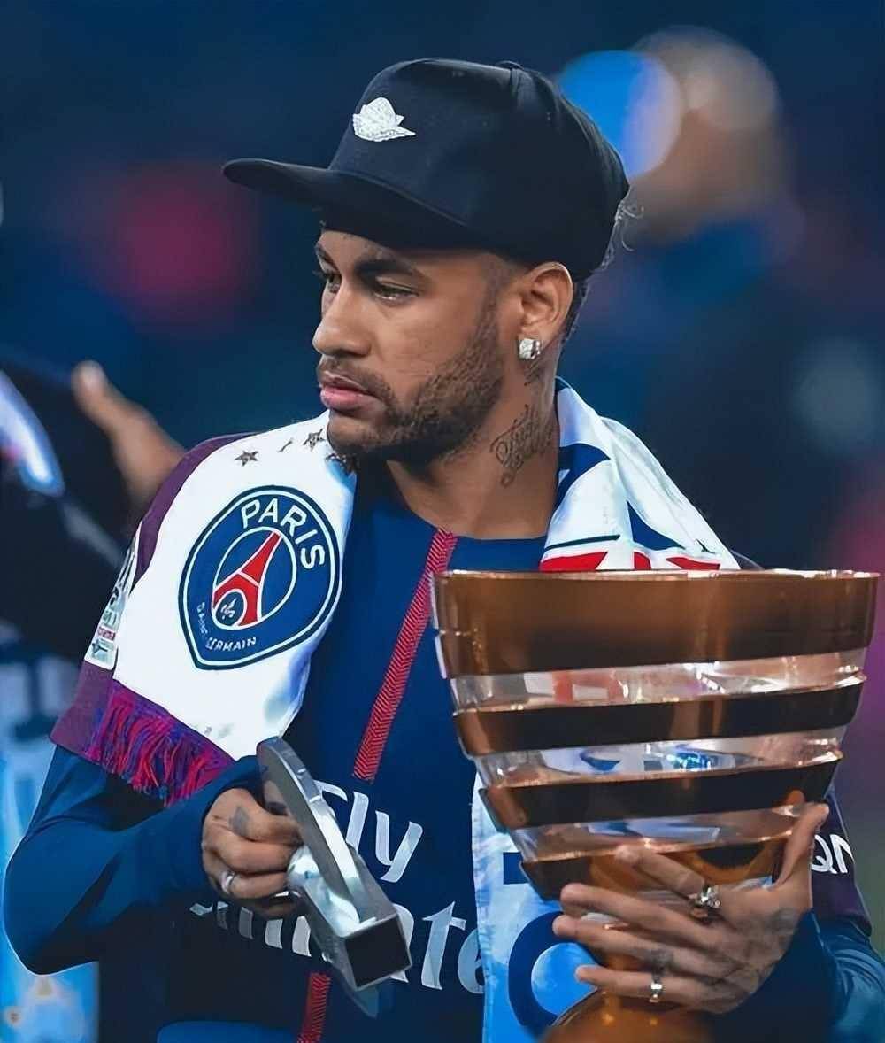 当巴西传奇队长卖掉房子还债时是什么摧毁了这些天才内马尔没有列好