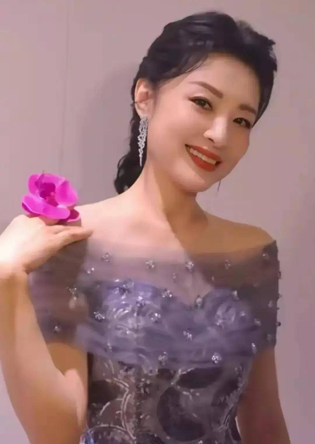 周涛我不想回到20岁我对我的人生没有遗憾读后太受益啦